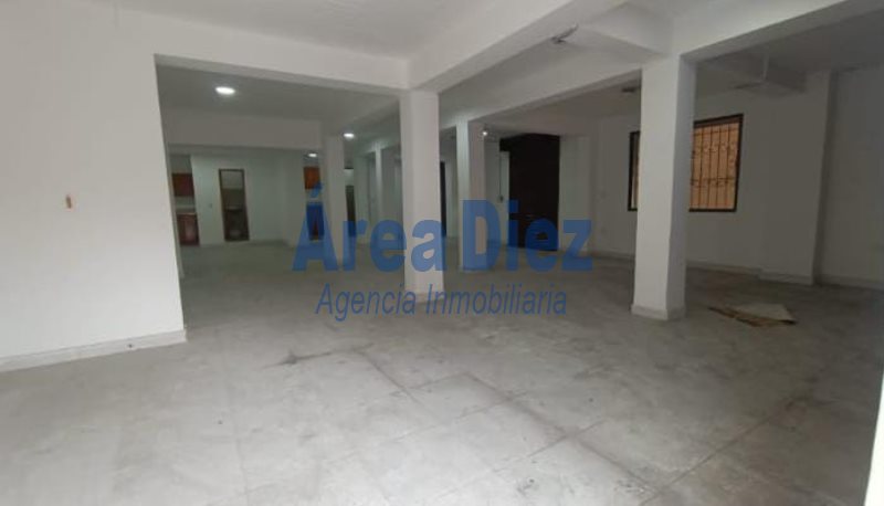 Local en Arriendo en La 50